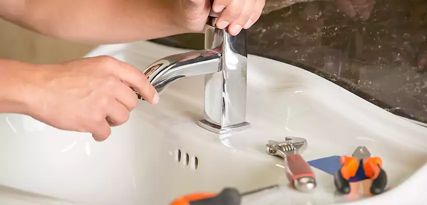 Bathtub Faucet Replacement in Buffalo Grove